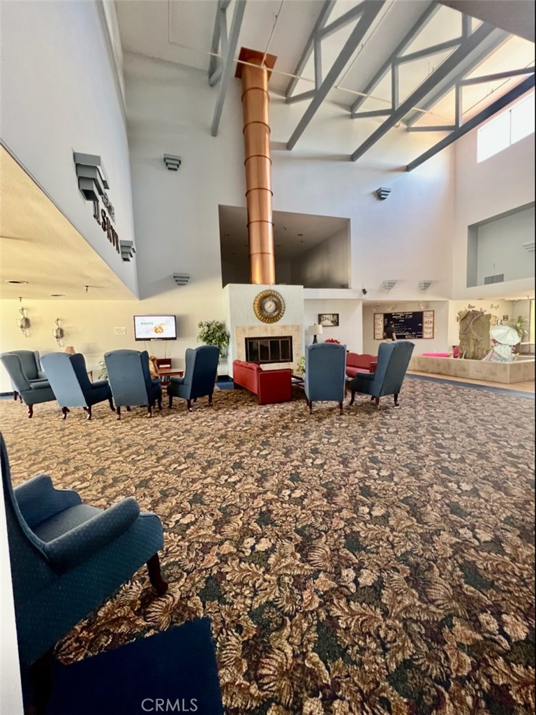 1295 S Cawston Avenue 319