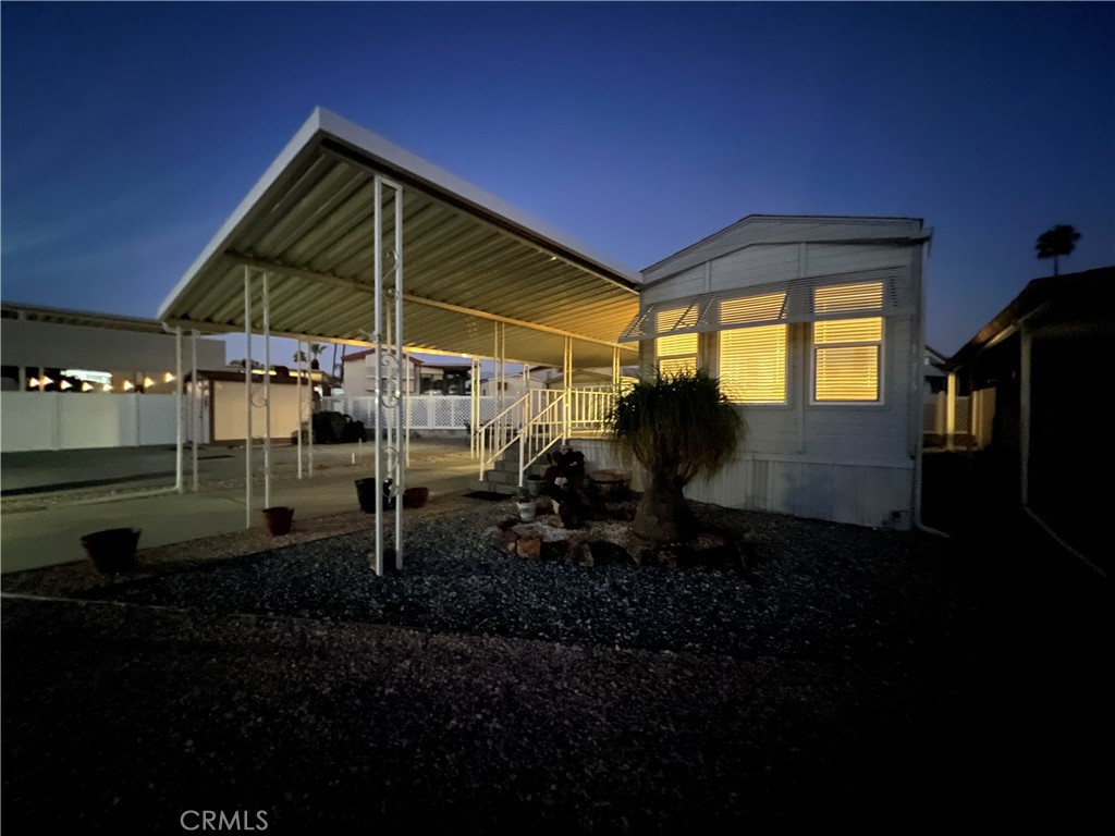 1295 S Cawston Avenue 175