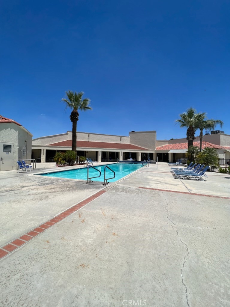 1295 S Cawston Avenue 175