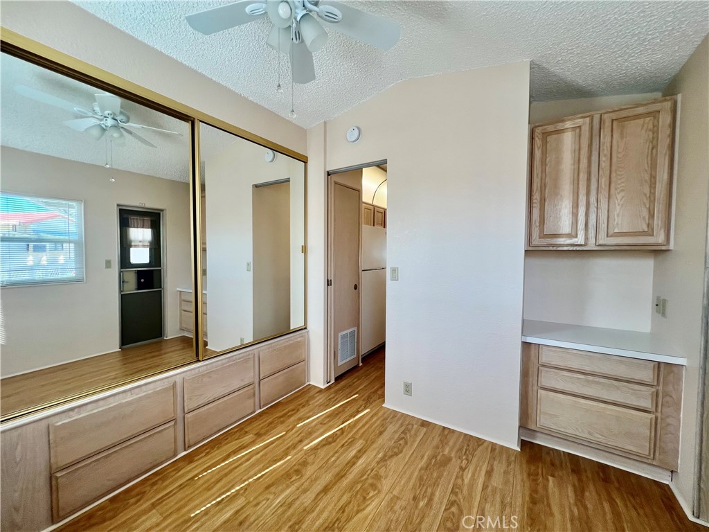 1295 S Cawston Avenue 175