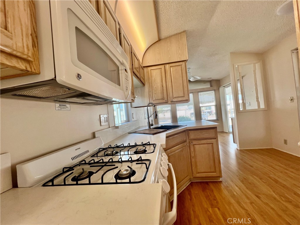 1295 S Cawston Avenue 175