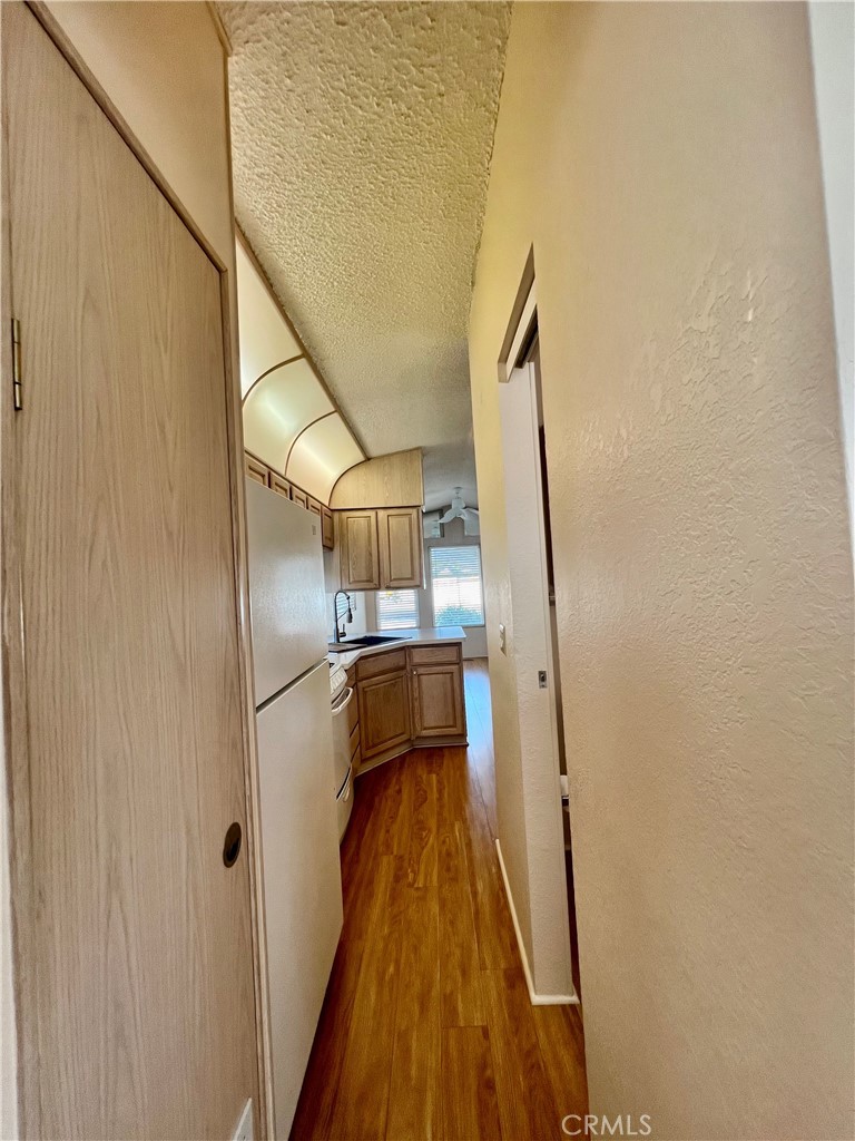 1295 S Cawston Avenue 175