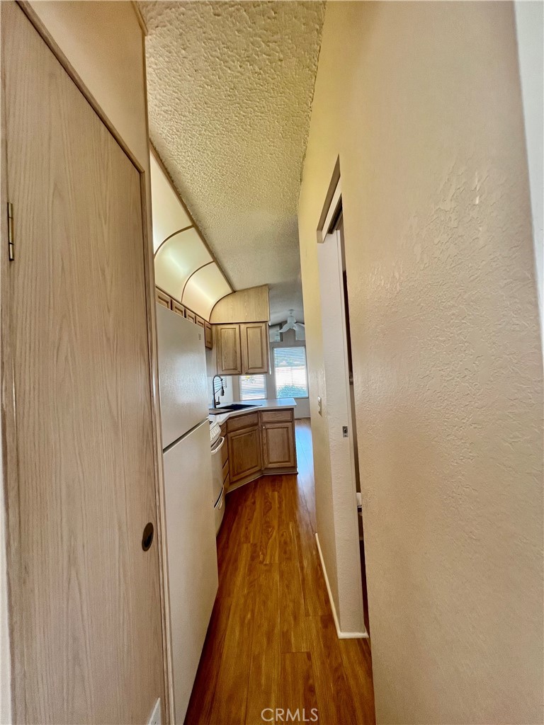 1295 S Cawston Avenue 175