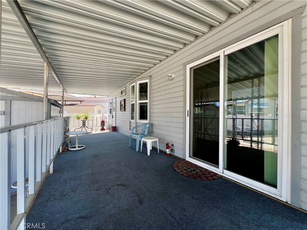 1295 S Cawston Avenue 175