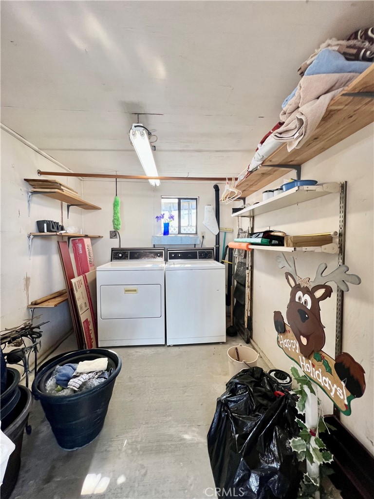 1295 S Cawston Avenue 175