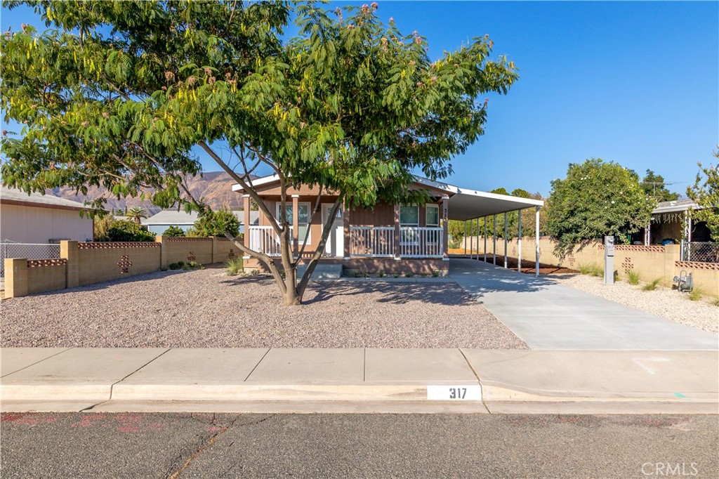 317 La Paloma Avenue