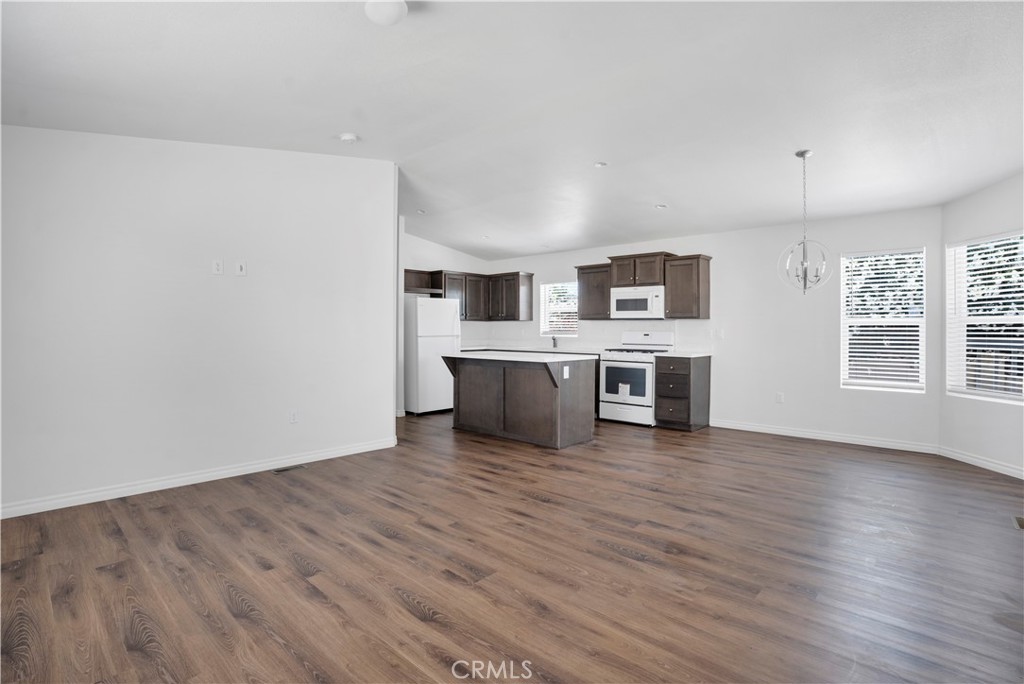 317 La Paloma Avenue