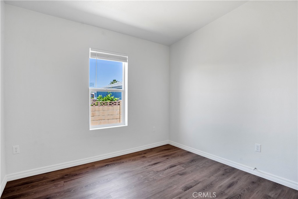 317 La Paloma Avenue