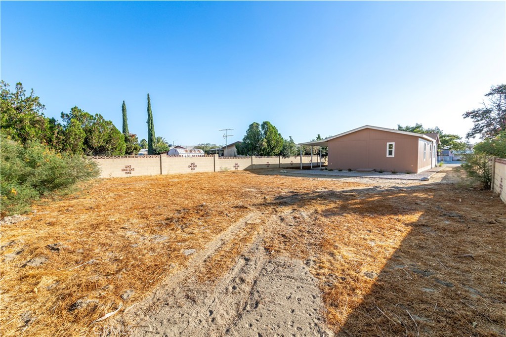 317 La Paloma Avenue