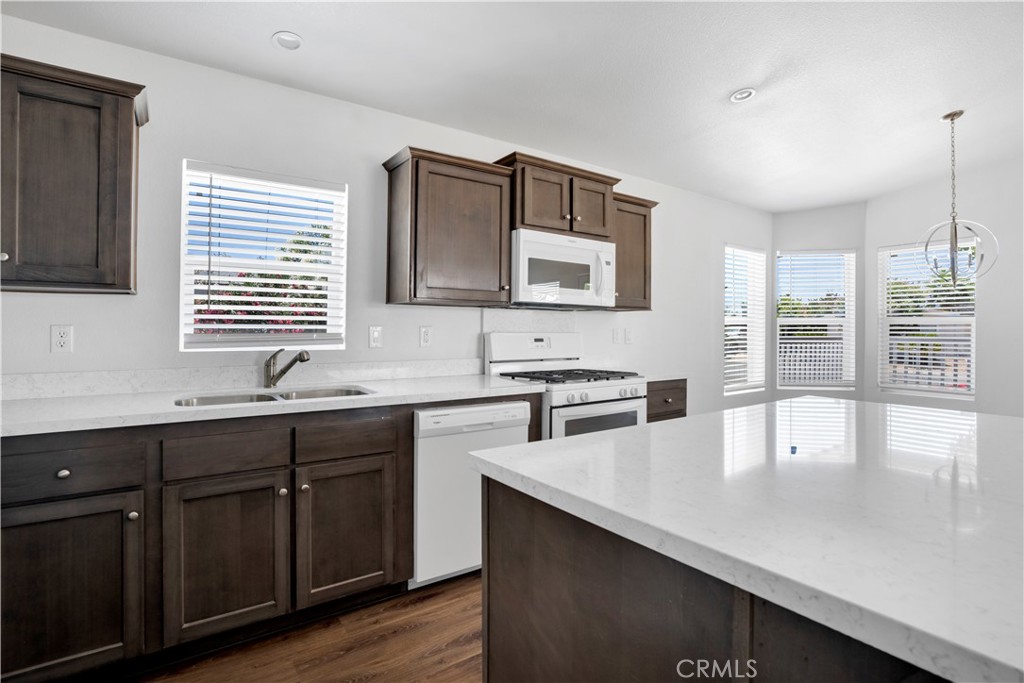 317 La Paloma Avenue