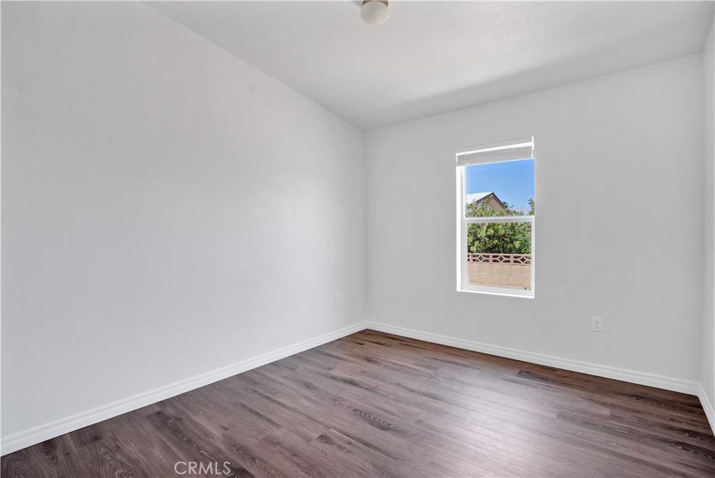 317 La Paloma Avenue