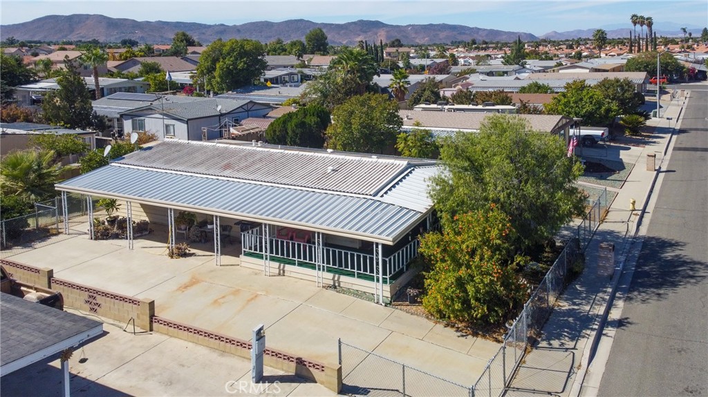 282 N La Paloma Avenue