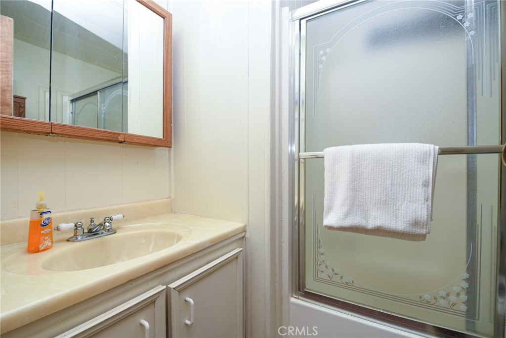 282 N La Paloma Avenue