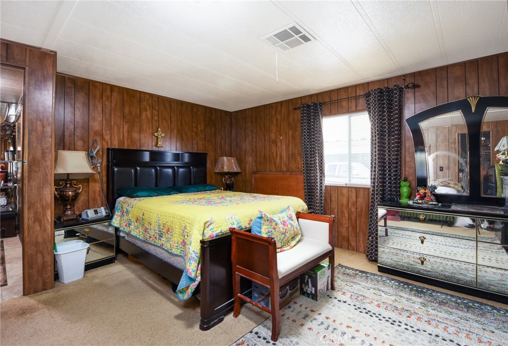 282 N La Paloma Avenue