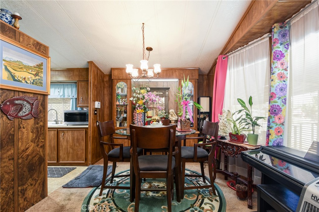 282 N La Paloma Avenue