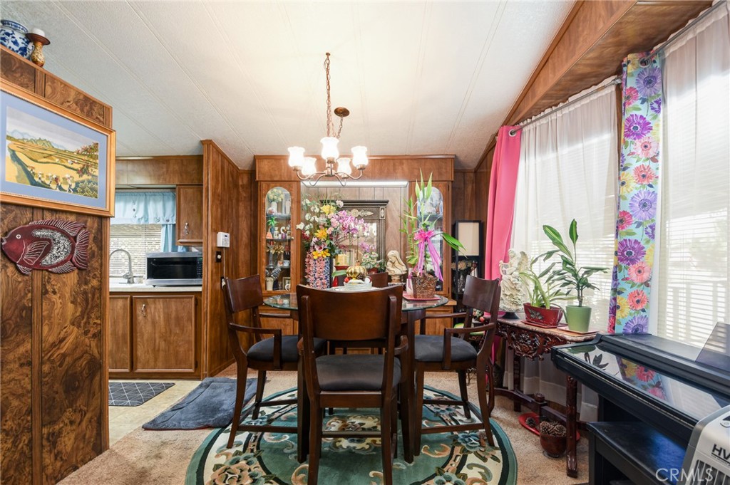 282 N La Paloma Avenue