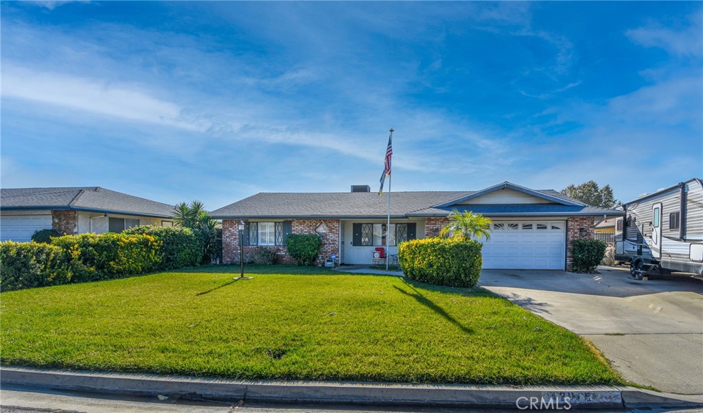 42065 Carnegie Avenue