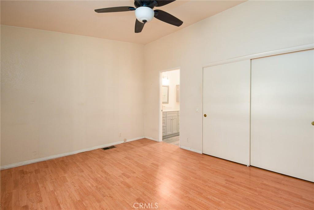 1250 N Kirby Street 194