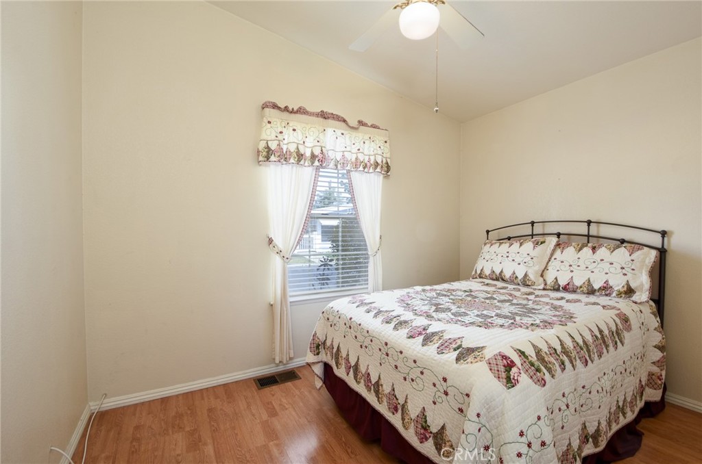 1250 N Kirby Street 194