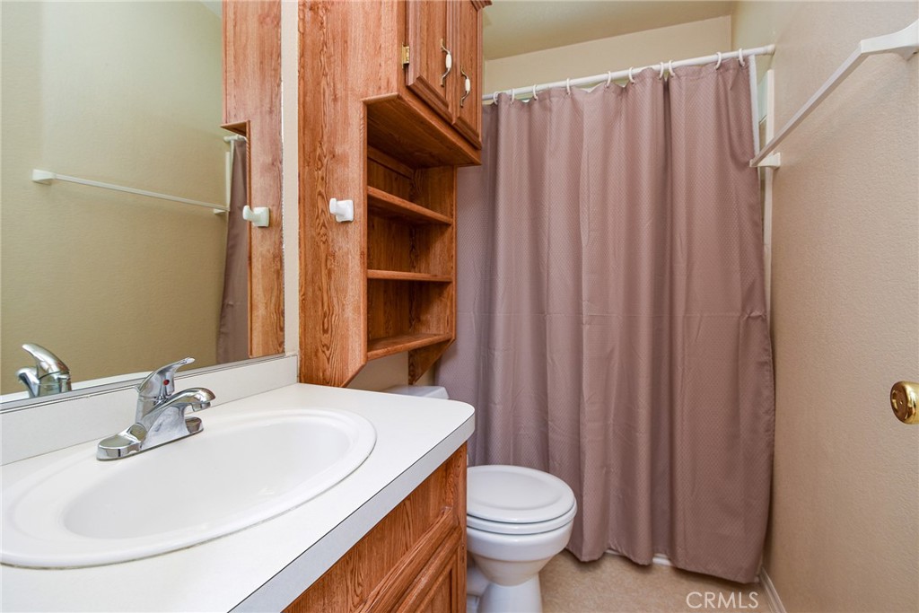 1250 N Kirby Street 194