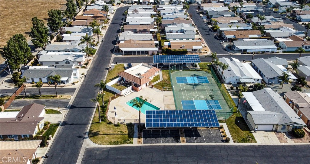 1250 N Kirby Street 194