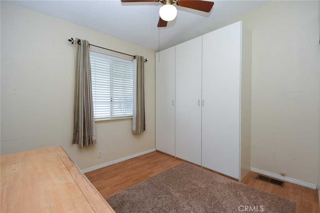 1250 N Kirby Street 194