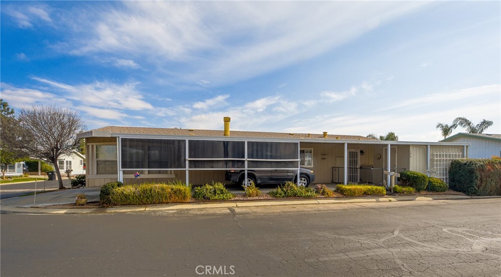 1250 N Kirby Street 194