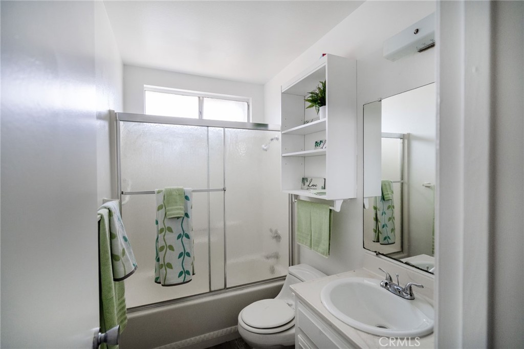 2376 San Padre Avenue