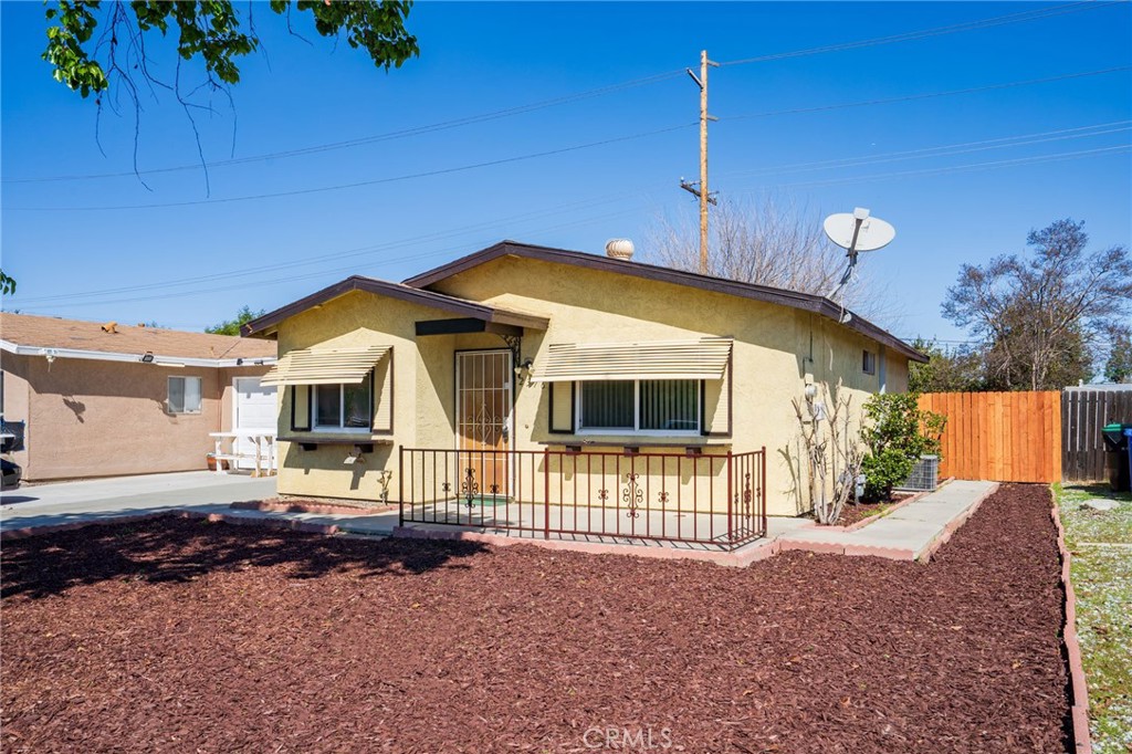 2376 San Padre Avenue