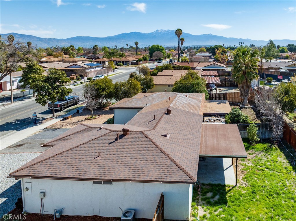 2147 W Oakland Avenue