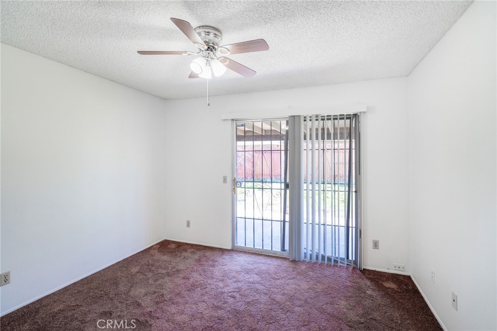 2147 W Oakland Avenue