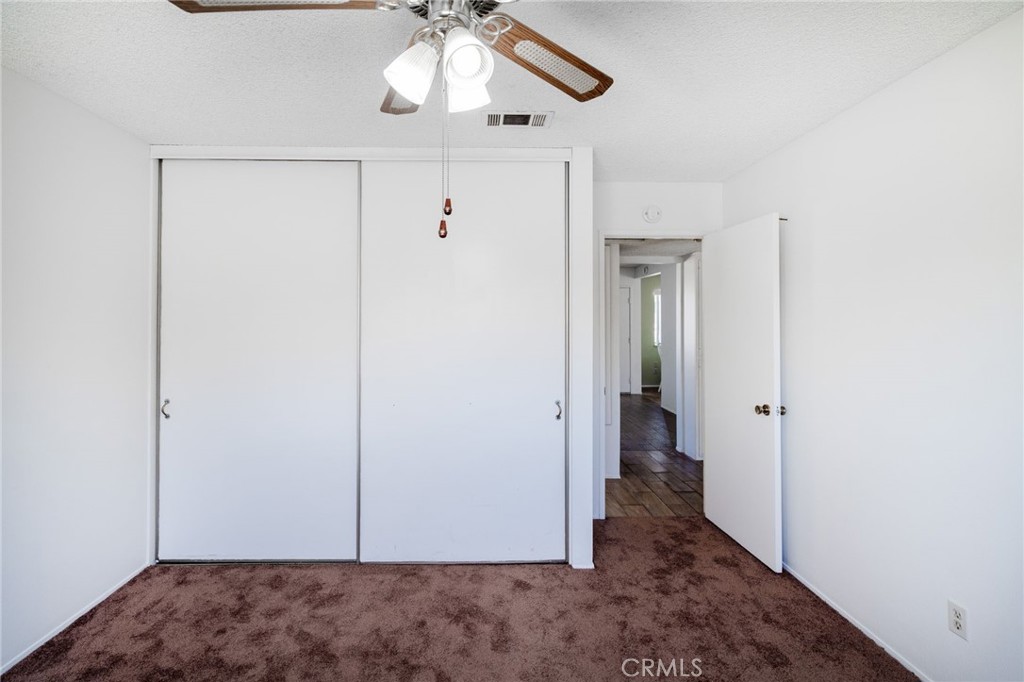 2147 W Oakland Avenue