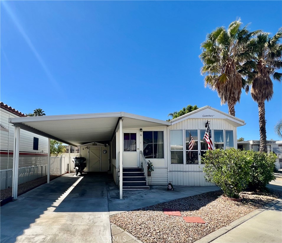 1295 S Cawston Avenue 6