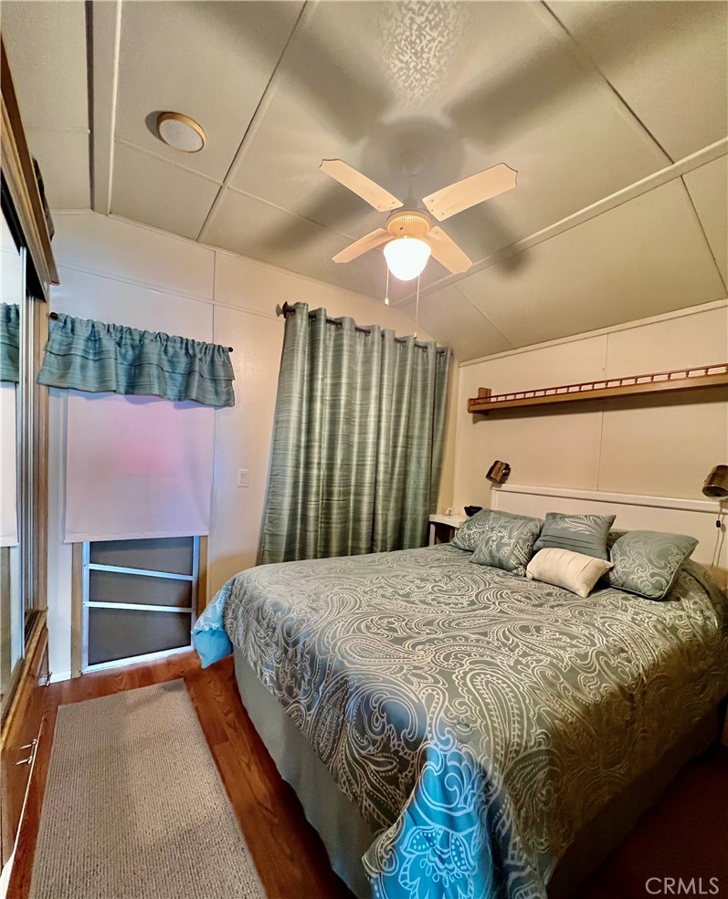 1295 S Cawston Avenue 6