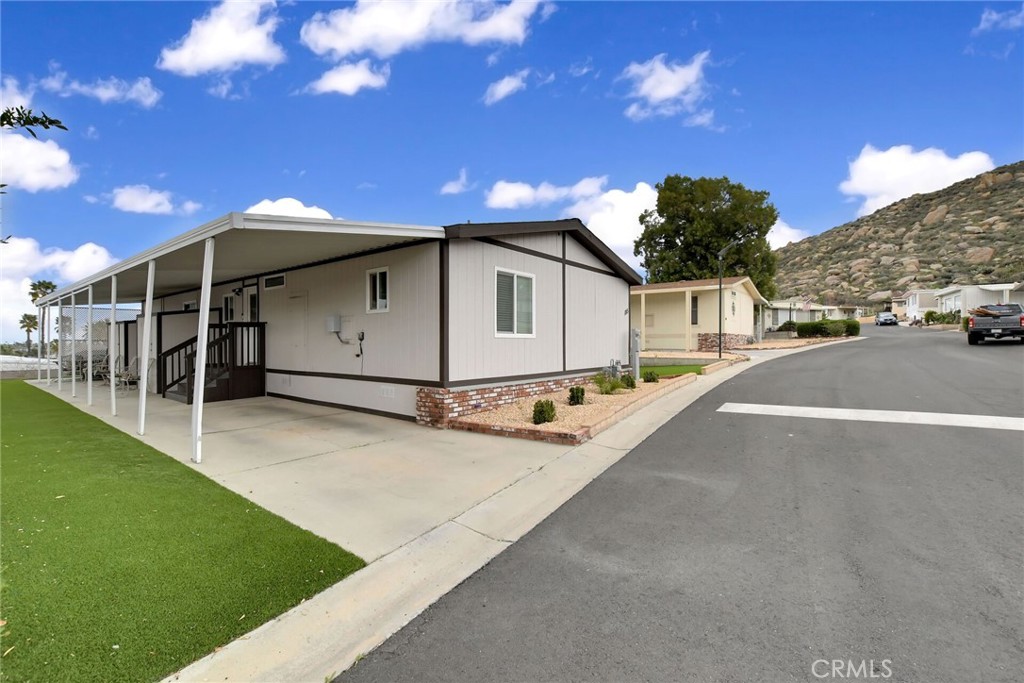 1536 S State Street 185