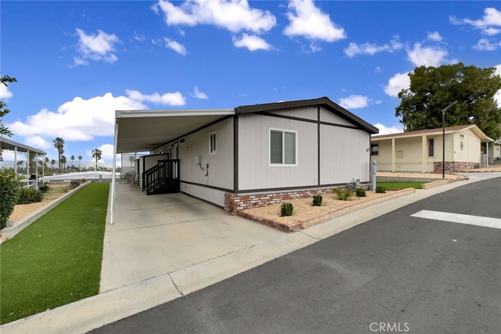 1536 S State Street 185