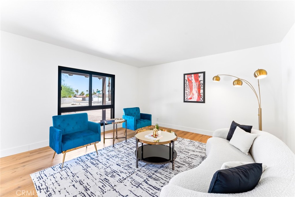 2325 N Magnolia Road