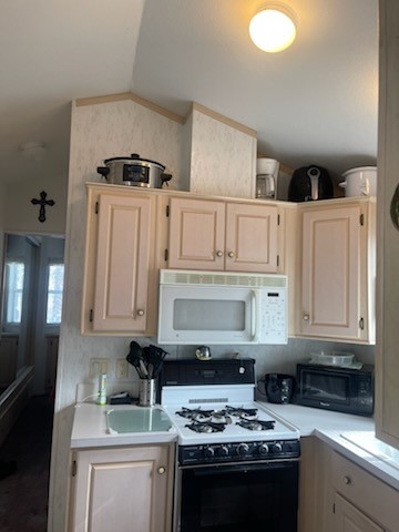 2750 W Acacia Avenue D01