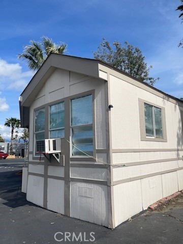 2750 W Acacia Avenue D01