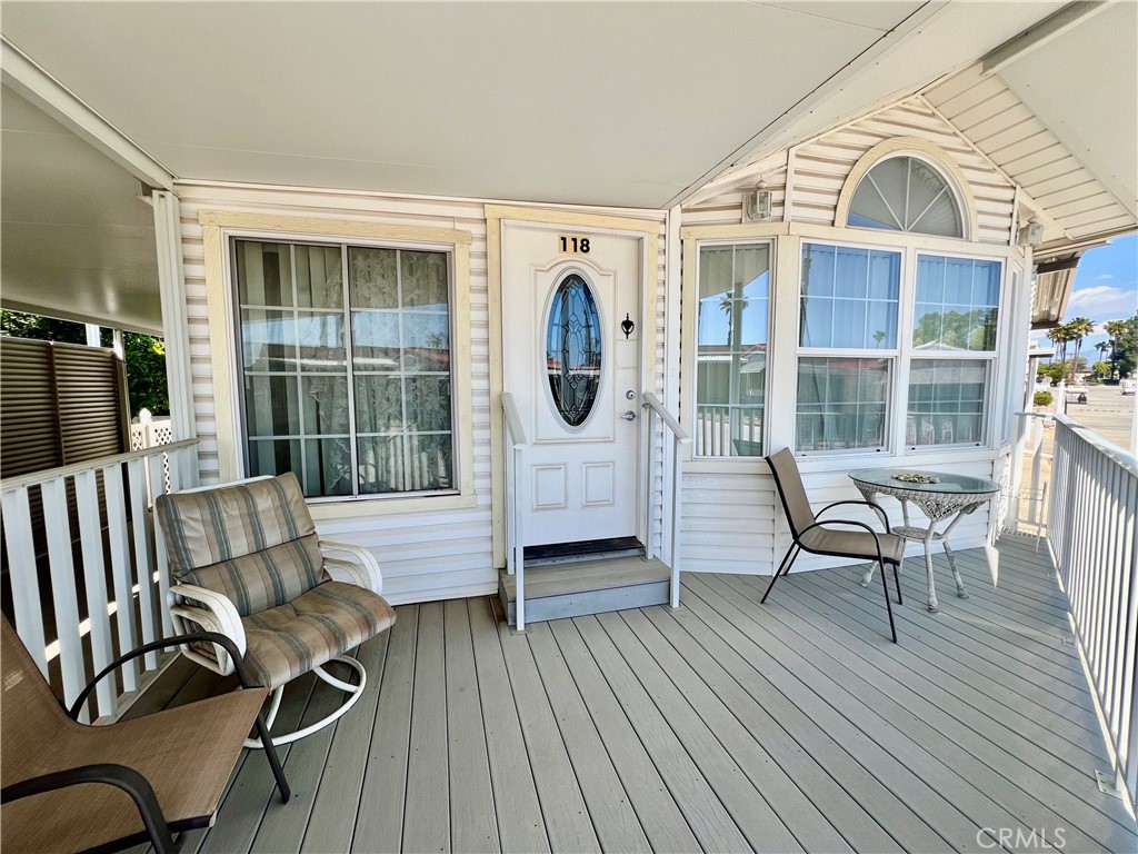 1295 S Cawston Avenue 118