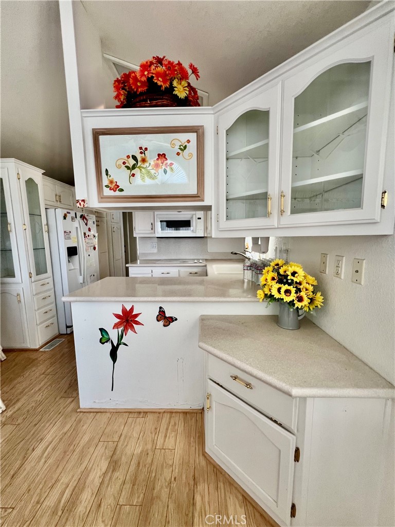 1295 S Cawston Avenue 118