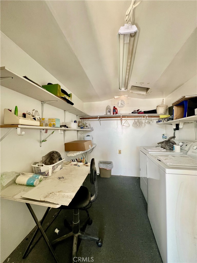 1295 S Cawston Avenue 118