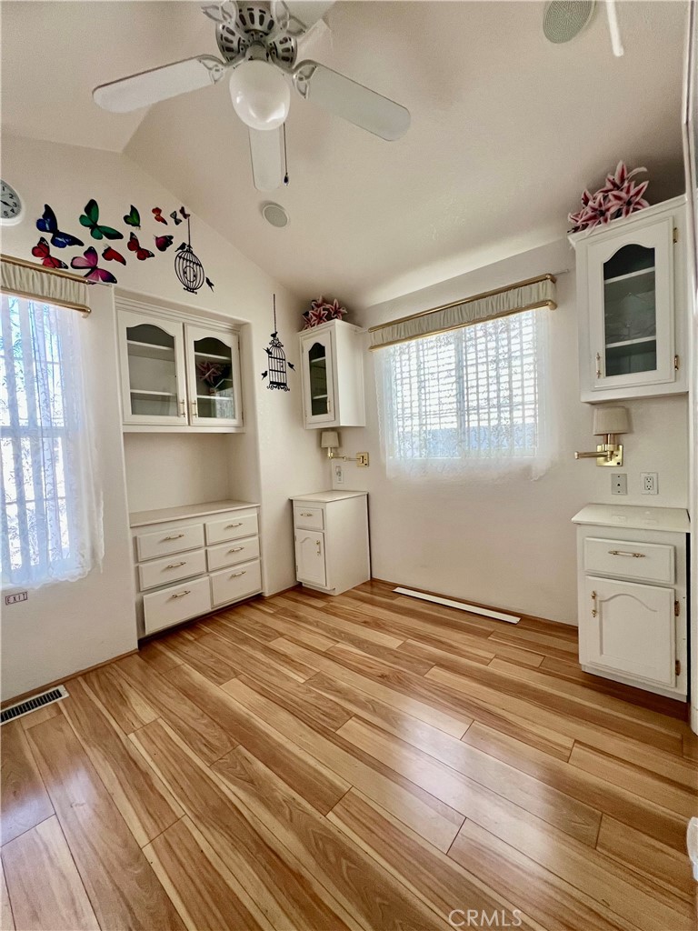 1295 S Cawston Avenue 118