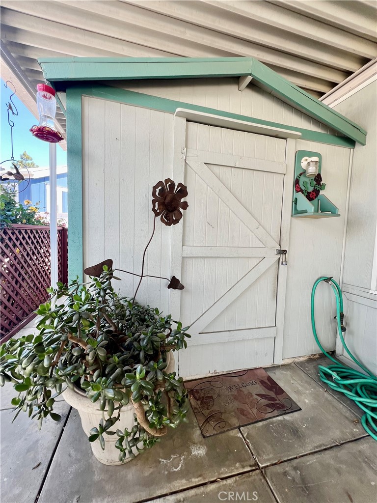 1295 S Cawston Avenue 291