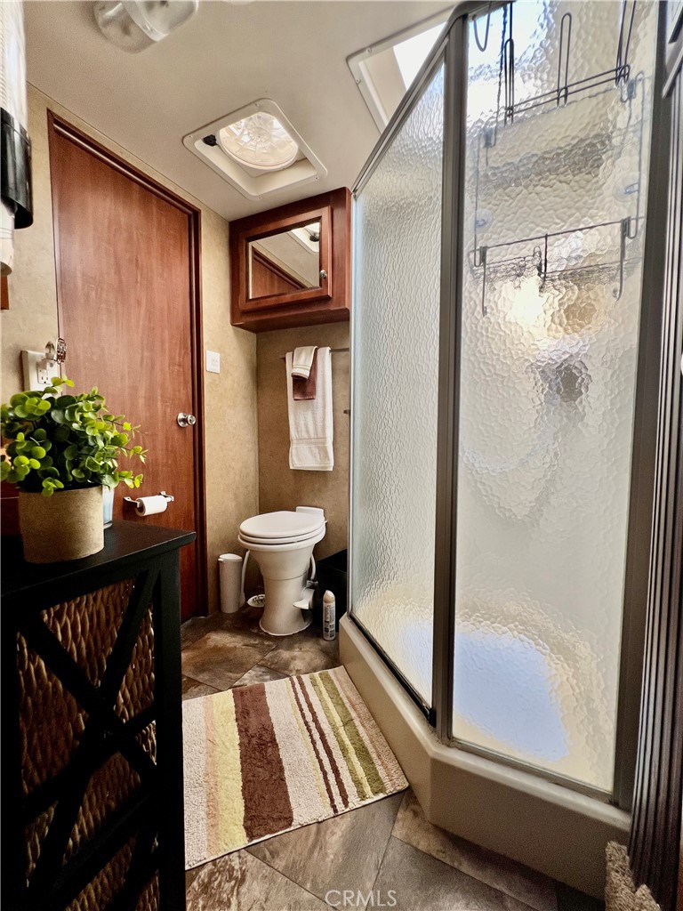 1295 S Cawston Avenue