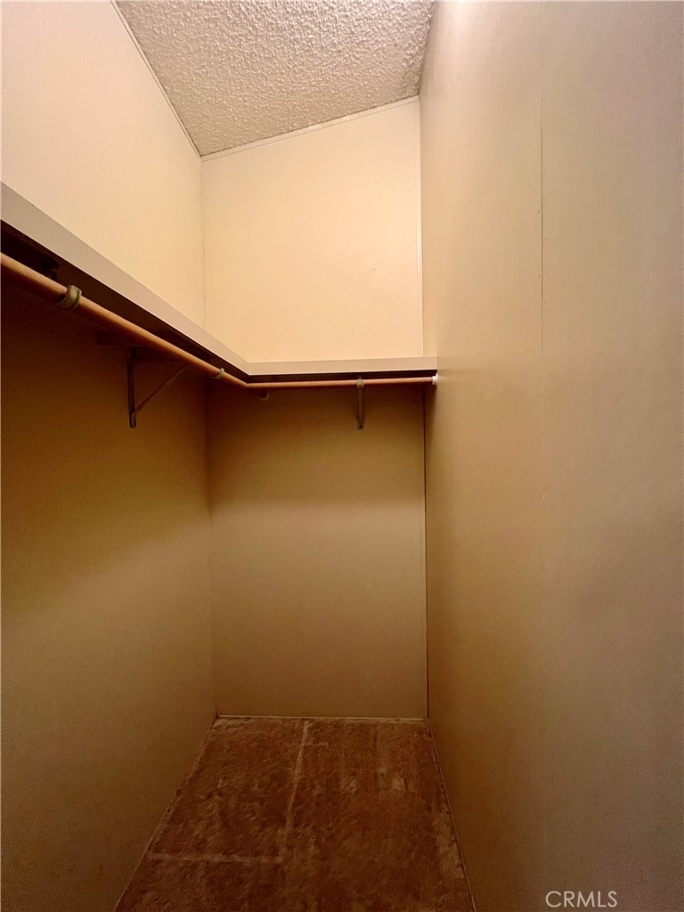 24600 Mountain Ave #8