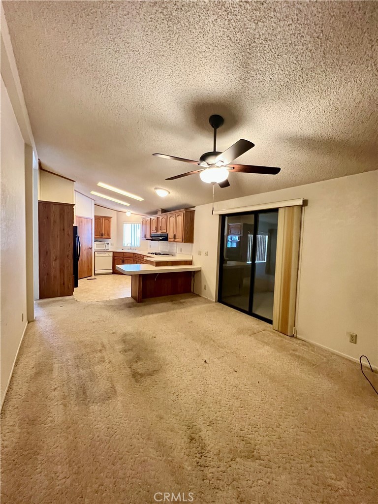 24600 Mountain Ave #8