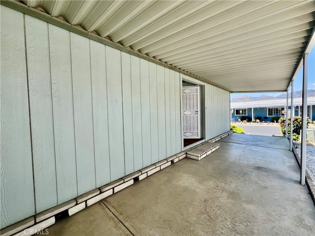 24600 Mountain Ave #8