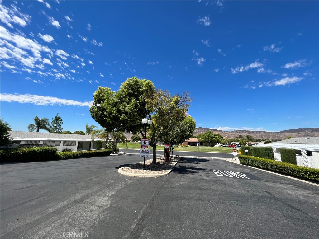 24600 Mountain Ave #8