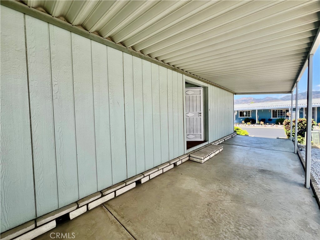 24600 Mountain Ave #8